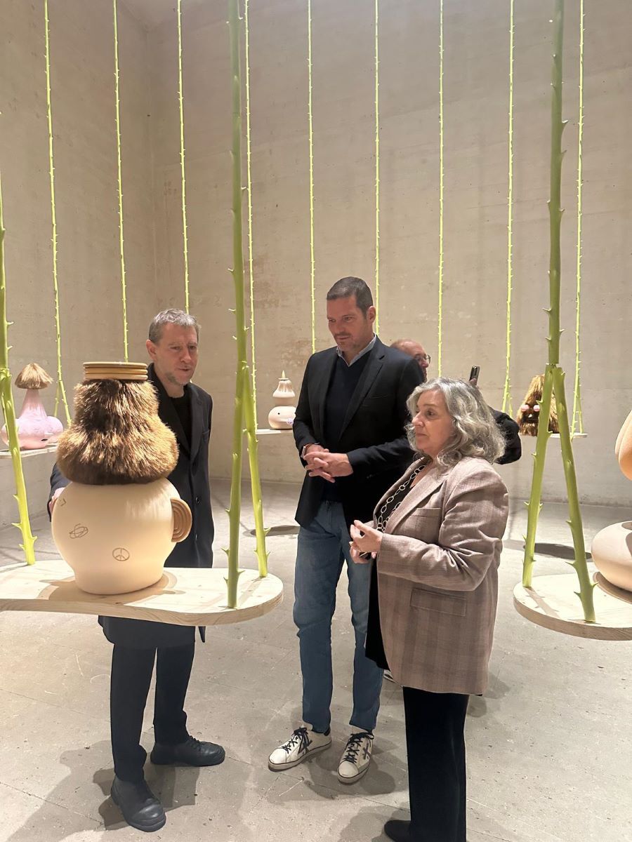 O conselleiro de Cultura, Lingua e Xuventude, José López Campos, acompañado de David Barro na súa visita ás institucións culturais das Illas Baleares