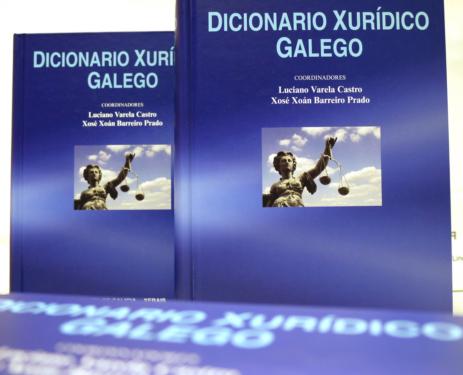 Capa do <i>Dicionario xurídico galego</i>