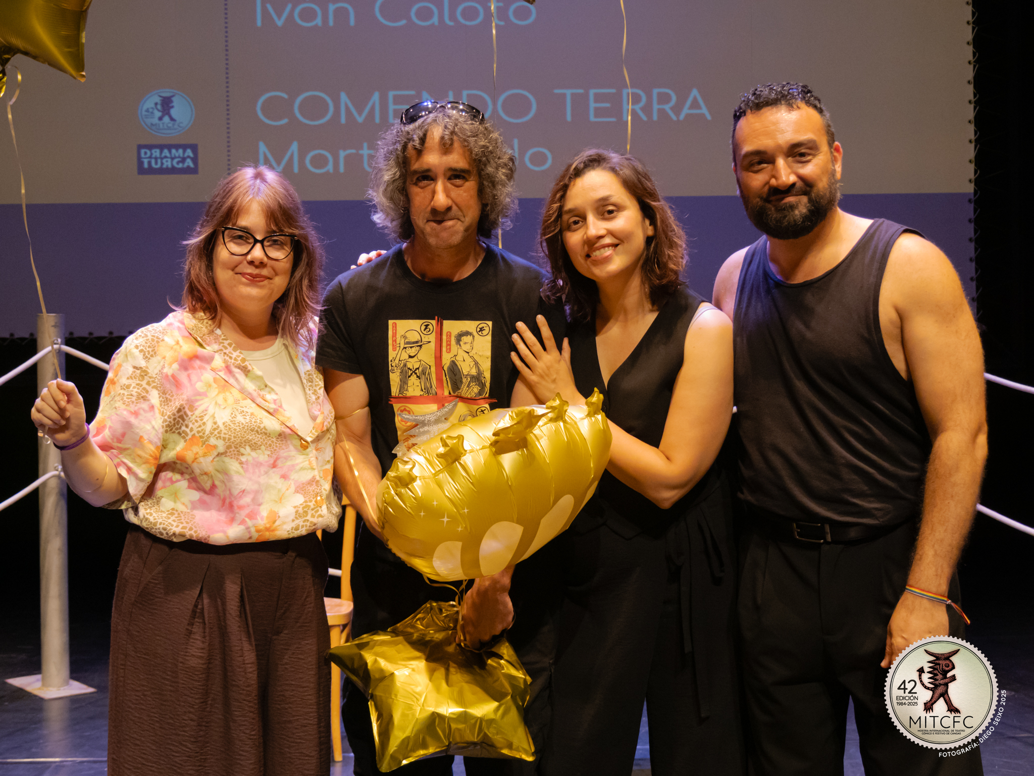 David Gus (centro) na entrega do premio do IX Torneo de Dramaturxia. Fonte: MITCFC