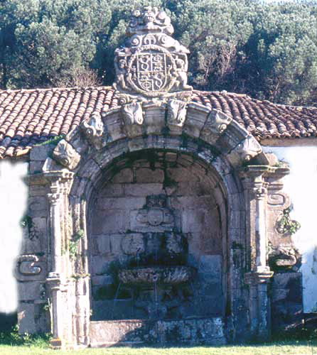 Fonte da Coca. Pazo de Santa Cruz de Ribadulla