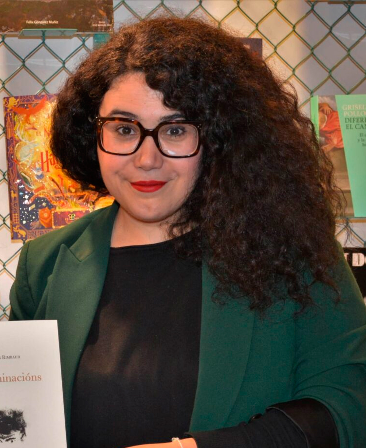 Oriana Méndez exerce como anfitrioa lingüística e literaria do obradoiro