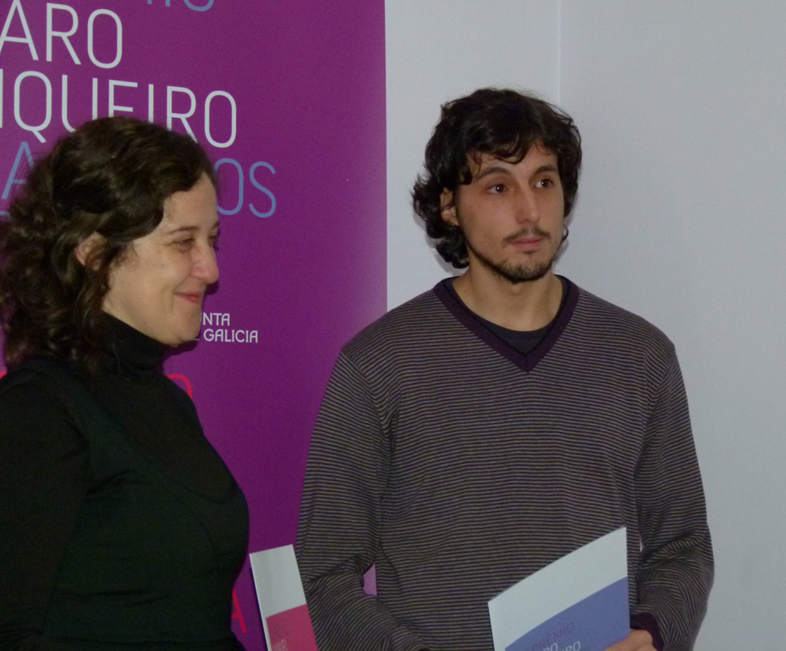 Os premiados en 2001, Paula Carballeira e Marcos Abalde. Fonte: Agadic